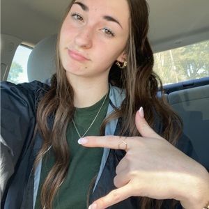 Meet your Posher, Maddison